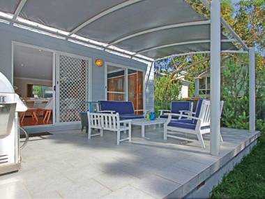 Sandlewood Breeze - spacious entertainer