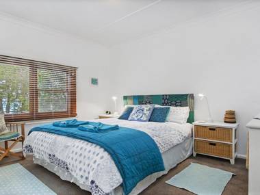 Bay Cottage - paradise on the bay