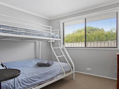 Pure Salt - beach house with pool 300m to beach