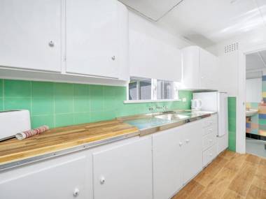 On The Beach at Vincentia 4pm Check Out Sundays