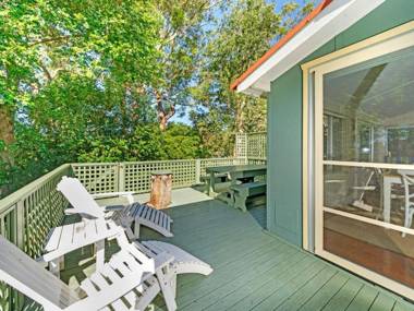 Tapalla Point at Huskisson 4pm Check Out Sundays