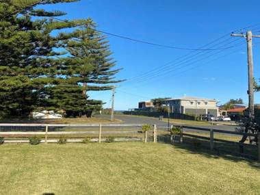 Bombora - STAY three PAY two OR Lazy Sunday late checkout