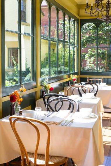 Corinda Contemporary