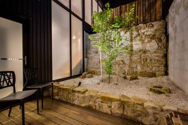 White Room Apartments