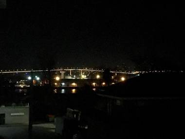 Scarlett's by Salamanca