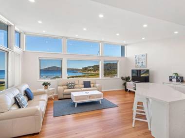 Boulder Bay Rd 1/2 - Fingal Bay