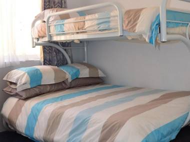 Parkview Unit 16 11 Catalina Close