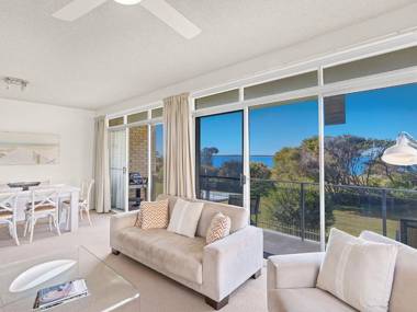 The Helm Unit 1 22 Voyager Close