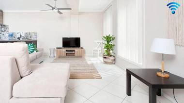 Magnolias @ Fingal Bay