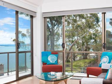 Magnus Street The Poplars Unit 30 34