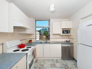 Weatherly Close Ocean Shores Unit 10 27