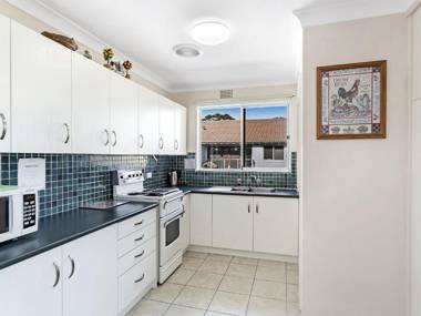 Krait Court Unit 12/6 Krait Close