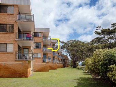 11 'Intrepid' 3 Intrepid Close - Absolute Beachfront Bliss