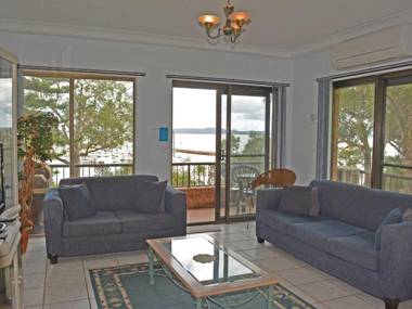 3 'Sailfish' 46 Magnus Street