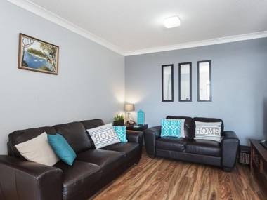 23 'The Commodore' 9-11 Donald Street - delightful unit with gorgeous water views