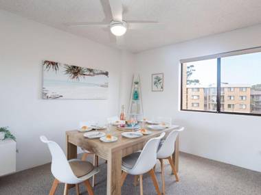 10 'Intrepid' 3 Intrepid Close - water views over Shoal Bay Beach