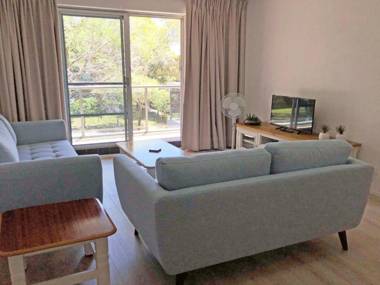 10 'Parkview' 11-13 Catalina Close - peaceful park views