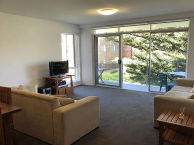 12 'The Helm' 22 Voyager Close - unit in Little Beach with direct access to Shoal Bay Beach!