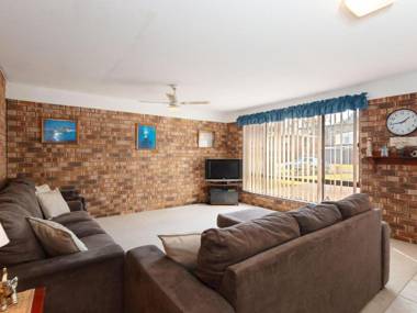 Casa Mia' 1/8 Catalina Close - between Little Beach & Shoal Bay Beach