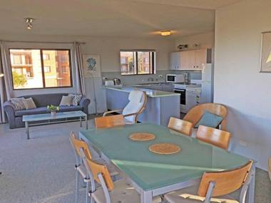 14 'Intrepid' 3 Intrepid Close - Unlimited magnificent water views