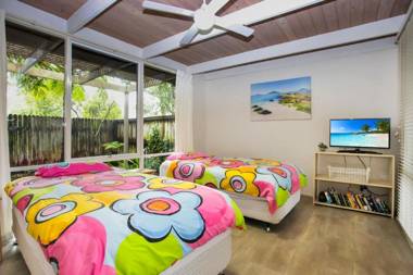 Large 4 Bedroom Home - Pet Friendly