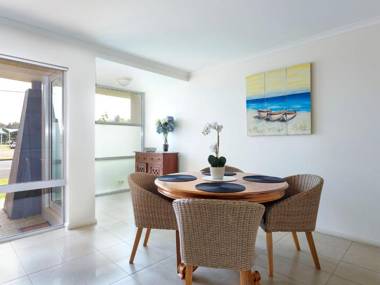 Seachange Apartment 1