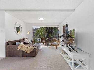 Shoreline Unit 151 Intrepid Close