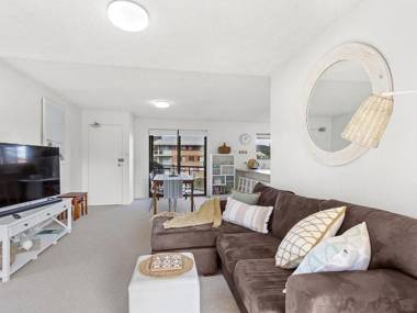 Shoreline Unit 151 Intrepid Close