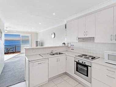 Collendina Unit 6/19 Kurrawa Close