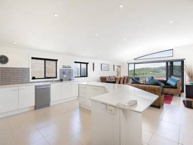 Fingal Surf and Sand Pacific Drive 14A