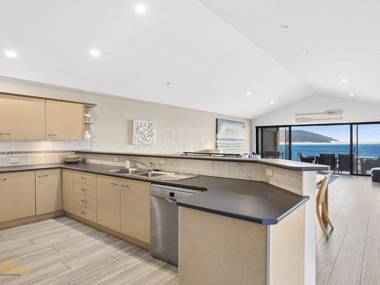 Beach House 72A Marine Drive - Fingal Bay