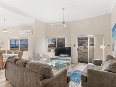 Bayview Towers Unit 13 Victoria Parade 15