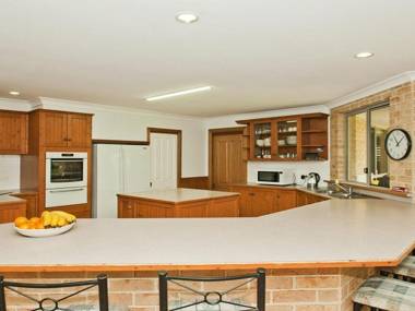 Beachfront Pool House - Absolute beachfront