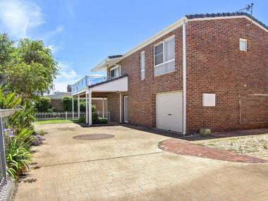 Penguin Cove - relax on the beach