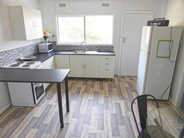 WEST2G - Viv's Place