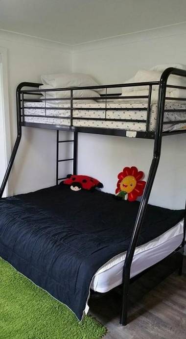 SILV54 - Ruby's at Culburra Beach