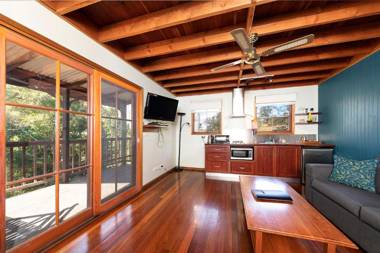 Hidden Haven Barrington Tops