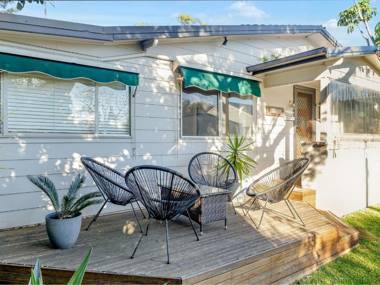 SEAWARD Werri Beach Gerringong 4pm check out Sundays