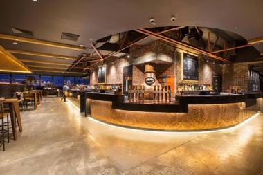 Nightcap at The Cheeky Squire