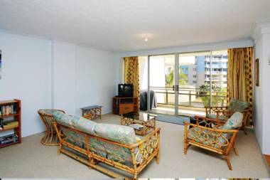 Sandbar Unit 203 1-3 Head Street