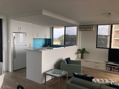 Pinnacle Unit 701 45-49 Head Street