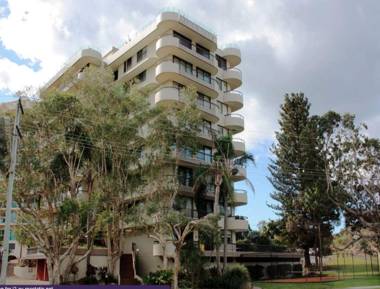 Pinnacle Unit 701 45-49 Head Street