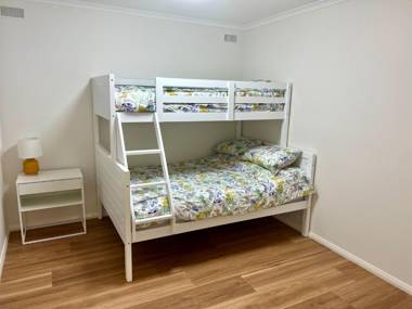 Millenium Unit 101 Cnr Head & West Sts