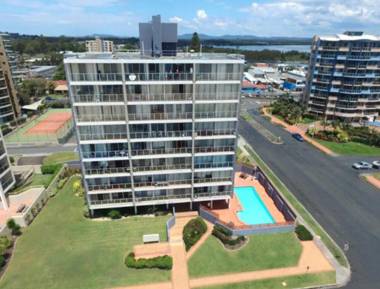 Ebbtide Unit 34 2-6 North Street