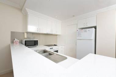 Whitesands Unit 402 34-38 North Street