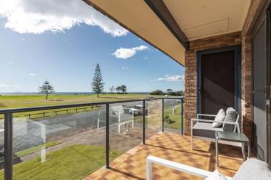 Surfspray 3 - Pebbly Beach