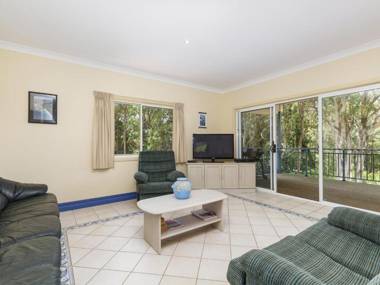 2/184 Kularoo Drive
