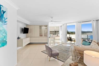 Beachpoint Unit 503 28 North Street Forster