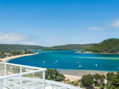 Penthouse 707 - 4 Bedroom Oceanview Penthouse