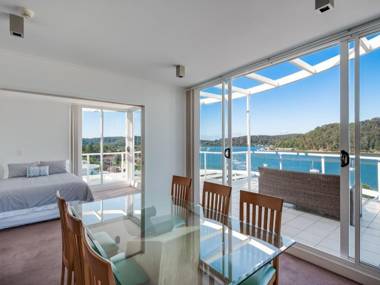 Penthouse 707 - 4 Bedroom Oceanview Penthouse